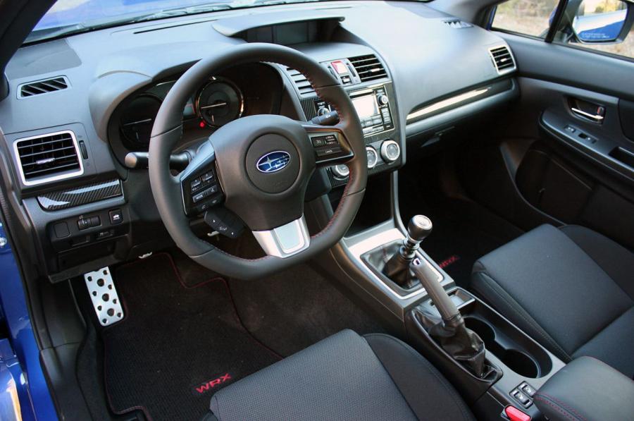  Subaru WRX 2015 года  (фото 29 из 115)